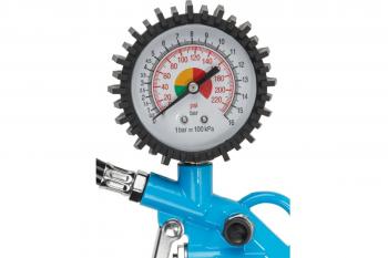 Пистолет для подкачки шин DGM ТG10 с манометром